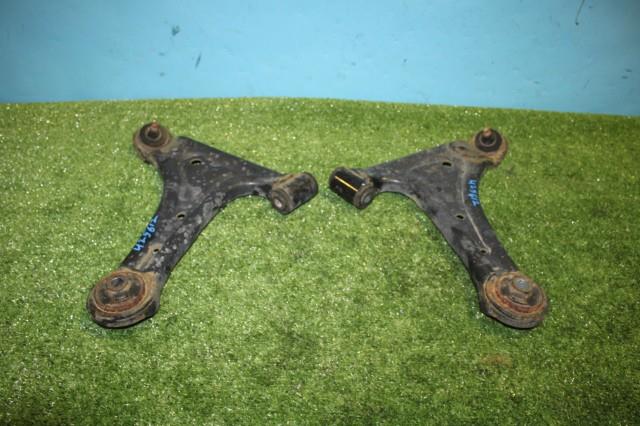 【中古】中古部品 ピクシス S331M 左フロントロアアーム 【3330950100-000042561251740】