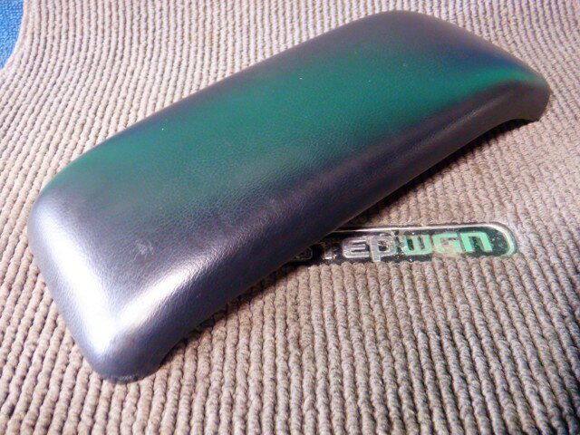 【中古】中古部品 ティーダ ラティオ SC11 コンソールボックス 【3340140100-000025176677100】