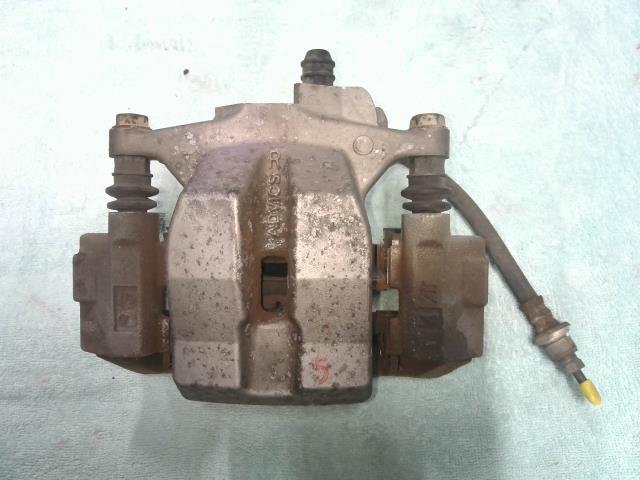 【中古】中古部品 プリウスα ZVW40W 右リアキャリパー 【3310200100-000022237144430】