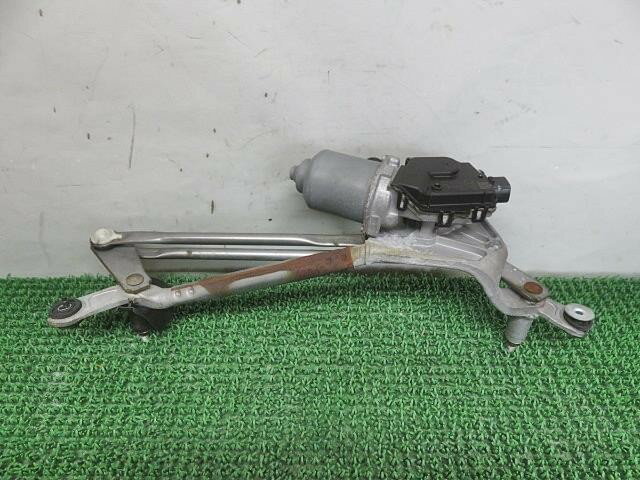【中古】中古部品 ヴィッツ NCP95 フロントワイパーモーター 【3330380100-000032050961600】