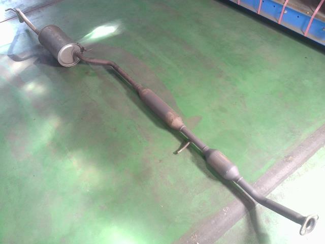 【中古】中古部品 eKワゴン B11W リアマフラー 【3330900100-000025118822500】