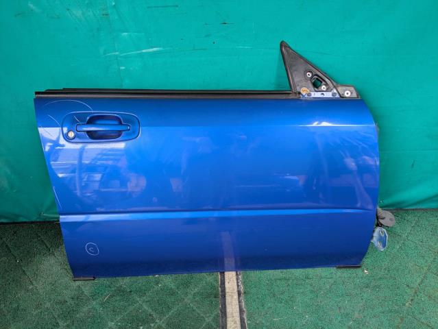 【中古】中古部品 インプレッサ GG2 右フロントドア 【3310080100-250625000113100】