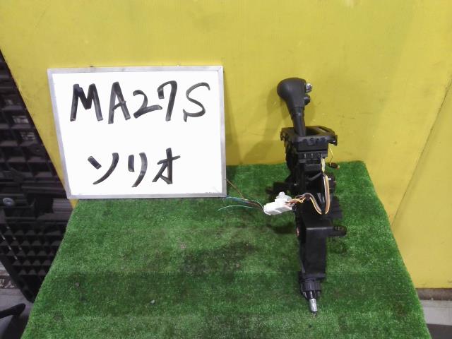 【中古】中古部品 ソリオ MA27S シフトレバー 【3331010600-250924000437850】