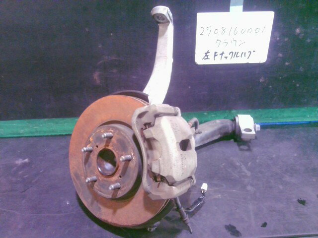 【中古】中古部品 クラウン GRS210 左フロントナックルハブ 【3310220100-250816000144340】