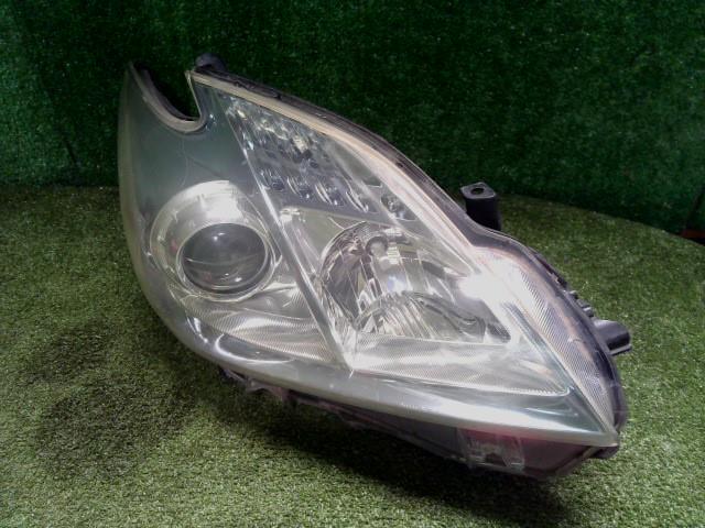 【中古】中古部品 プリウス ZVW30 右ヘッドランプ 【3260300000-250930000510800】