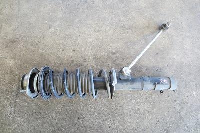 【中古】中古部品 ステラ LA150F 左フロントストラット 【3340180100-251002000150210】