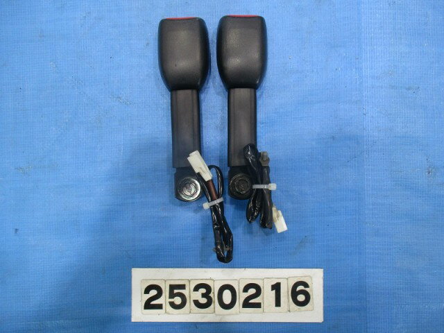 【中古】中古部品 スカイライン ER34 シートベルト 【3310040100-000253021677150】