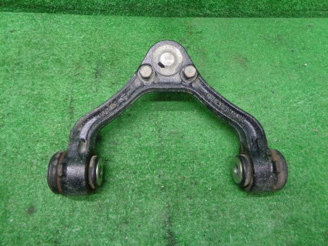 【中古】中古部品 キャンター FE70B 右フロントアッパアーム 【3330160100-000025055051730】
