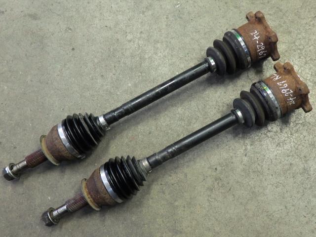 【中古】中古部品 スカイライン V36 右リアドライブシャフト 【3330200100-242967000042300】