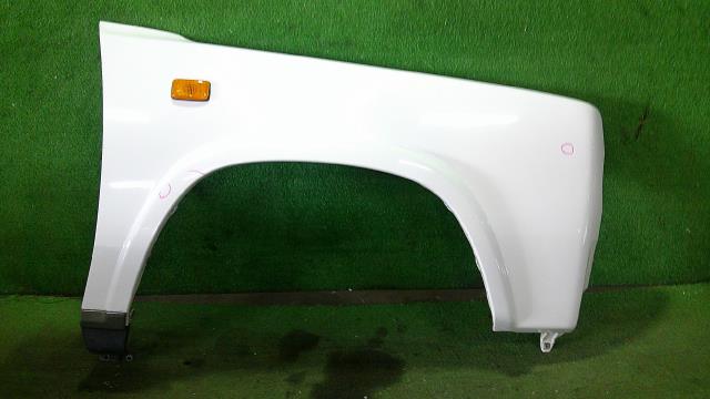 【中古】中古部品 ラシーン RFNB14 右フロントフェンダー 【3500080000-250501000110600】