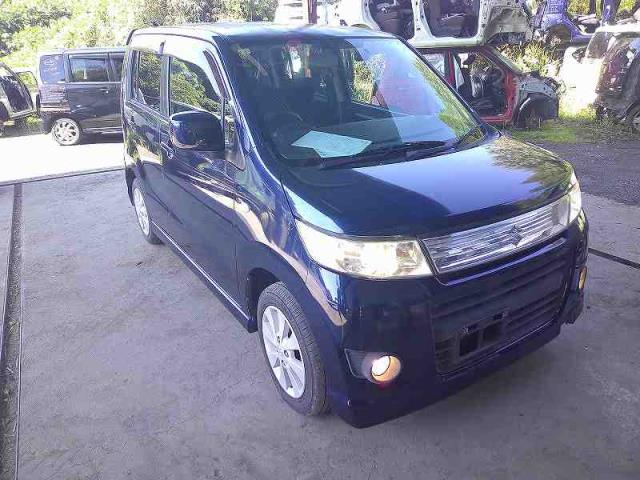 【中古】中古部品 ワゴンR MH23S 左フロントナックルハブ 【3340030100-500071000044340】