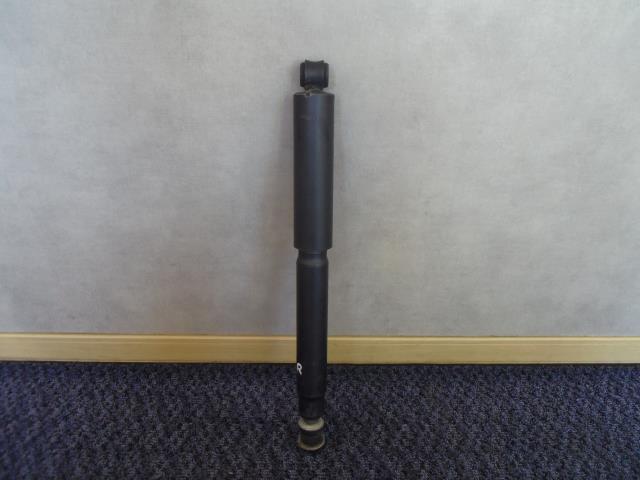 【中古】中古部品 エスティマエミーナ TCR20G 右リアショックアブソーバー 【3330440100-251008000450700】