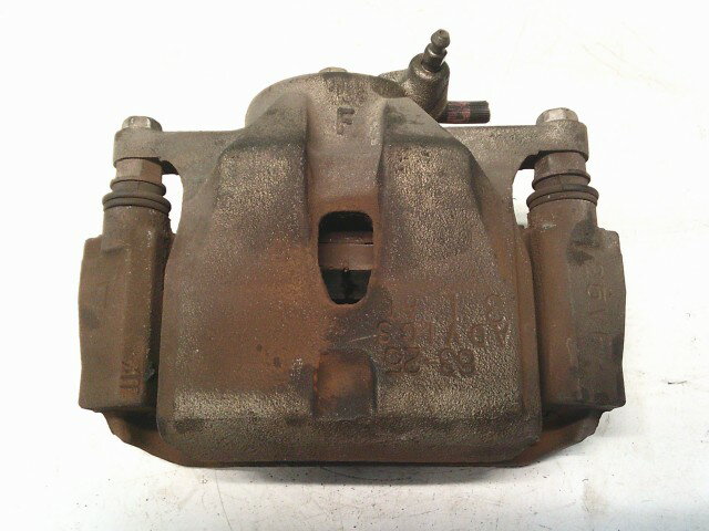 【中古】中古部品 ヴォクシー ZRR70W 左フロントキャリパー 【3330990500-251008000144360】