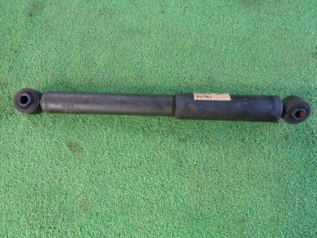 【中古】中古部品 AZワゴン MD22S 左リアショックアブソーバー 【3340030100-401761000050801】