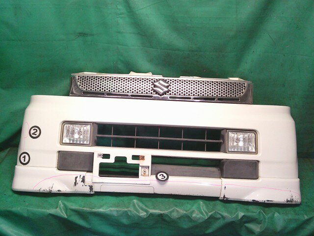 【中古】中古部品 エブリィ DA64W フロントバンパー 【3330990500-251009000110100】