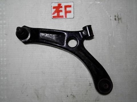 【中古】中古部品 MRワゴン MF33S 左フロントロアアーム 【3310050100-000203036751740】