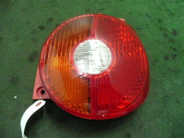 【中古】中古部品 ムーヴラテ L550S 右テールランプ 【3310300100-001560607015500】