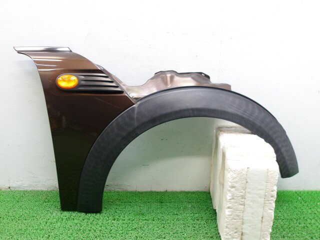 【中古】中古部品 BMW ミニ ML16 右フロントフェンダー 【3310250100-000253038810600】
