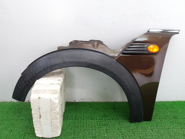 【中古】中古部品 BMW ミニ ML16 左フロントフェンダー 【3310250100-000253038810700】