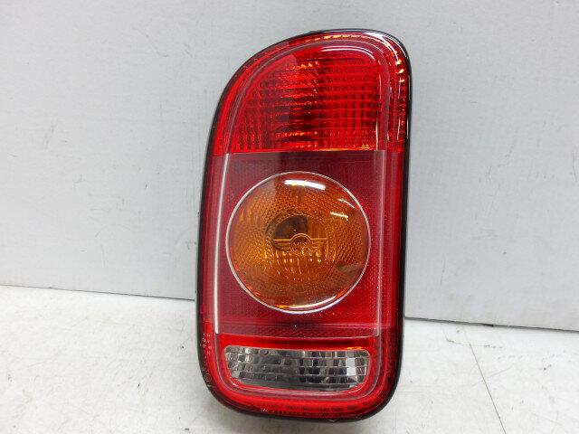 【中古】中古部品 BMW ミニ ML16 左テールランプ 【3310250100-000253038815600】