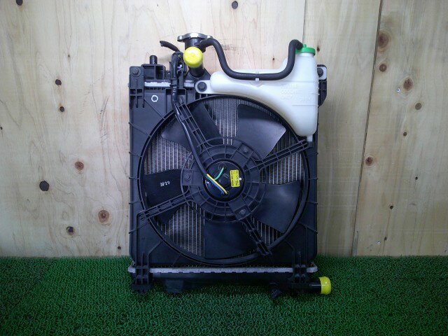 スペーシア MK32S ラジエータ コンデンサー・電動ファンセット 17700-50M50 95310-50M01 送料【S1】 CoolingDoor17700-50M10スペーシア ラジエター MK32S・MK42S CVT