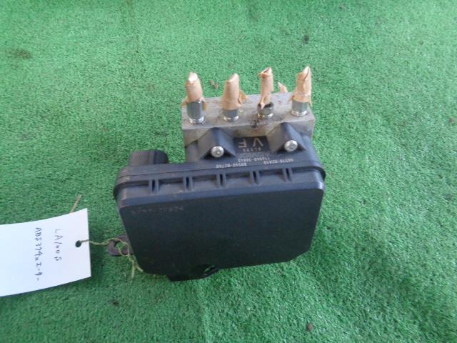 【中古】中古部品 ムーヴ LA100S ABSアクチュエーター 【3340030100-020783900042501】