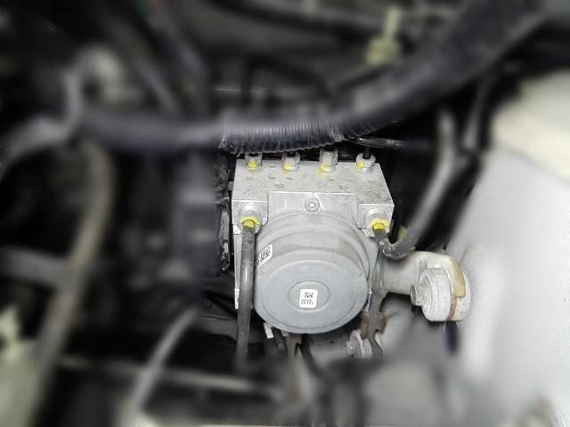 【中古】中古部品 N−BOX JF1 ABSアクチュエーター 【3310050100-250717000142500】