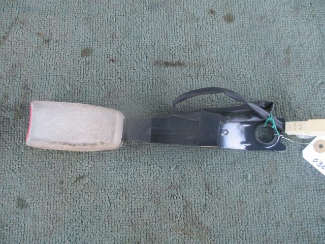 【中古】中古部品 アルト HA24S シートベルト 【3340030100-178606000077150】