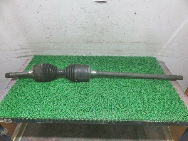 【中古】中古部品 デュトロ XZC675M 左フロントドライブシャフト 【3330380100-000037030242200】
