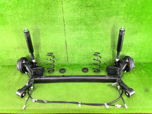 【中古】中古部品 スペーシア MK53S リアアクスルホーシング 【3330990100-250418000441200】