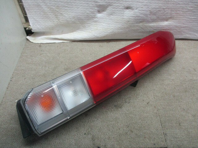 【中古】中古部品 バモス HM1 右テールランプ 【3540020100-000007101615500】