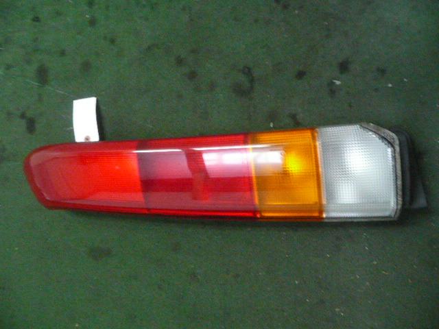 【中古】中古部品 バモス HM1 左テールランプ 【3310300100-001581282815600】