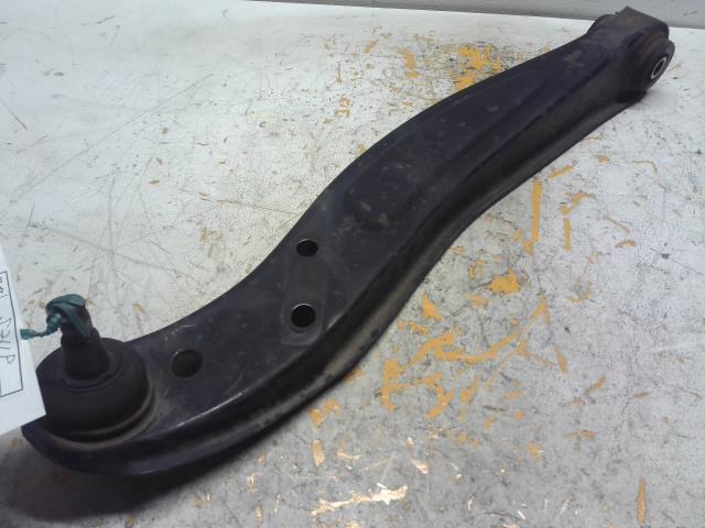 【中古】中古部品 ハイゼット S211P 左フロントロアアーム 【3310160100-000004473751740】