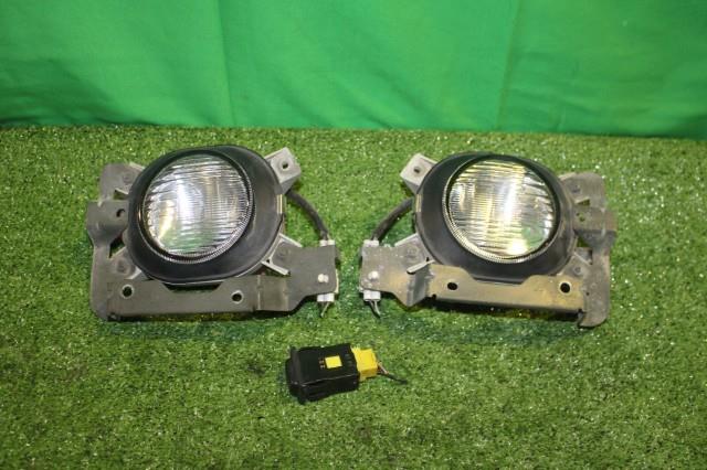 【中古】中古部品 KEI HN21S 左フォグランプ 【3330950100-000051230610950】