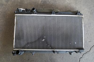 【中古】中古部品 サンバー TV1 ラジエータ 【3340180100-251020000120400】
