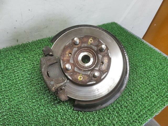 【中古】中古部品 アクティ HA4 右フロントナックルハブ 【3330380100-000033028444310】