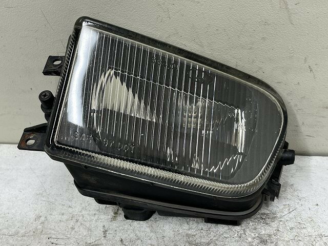 【中古】中古部品 BMW 5シリーズ DP28 左フォグランプ 【3310070100-0000Y0766510950】