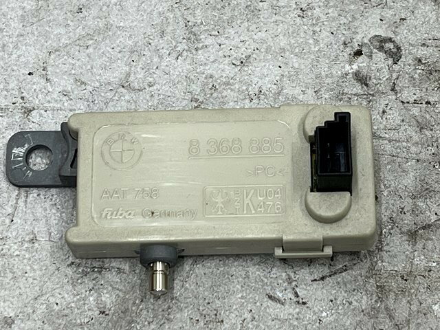 【中古】中古部品 BMW 5シリーズ DP28 アンテナ 【3310070100-0000Y0766561001】