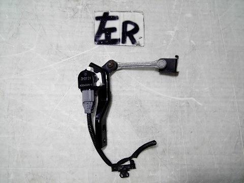 【中古】中古部品 フィット GK3 ハイトコントロールセンサー 【3310050100-250602000161461】