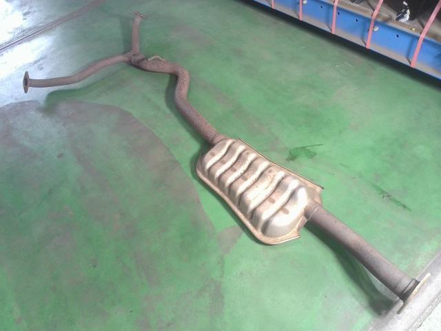 【中古】中古部品 レガシィ BP5 エキゾーストセンターマフラー 【3330900100-000025137022300】