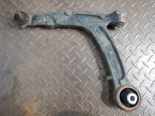 【中古】中古部品 フィアット パンダ 16912 左フロントロアアーム 【3330920100-000253007651740】