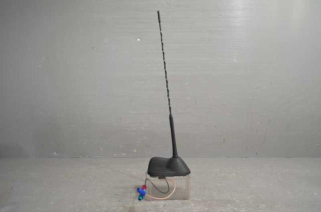 【中古】中古部品 BMW ミニ SR16 アンテナ 【3310580000-251023003661000】