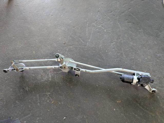 【中古】中古部品 ノート E11 フロントワイパーモーター 【3310080100-250924000461600】