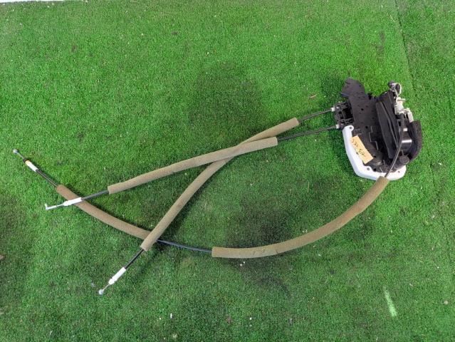 【中古】中古部品 ティアナ J32 右リアドアロックソレノイド 【3310080100-250830000164570】