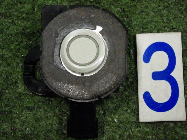 【中古】中古部品 プリウス ZVW51 ソナー 【3330200100-242673000061952】