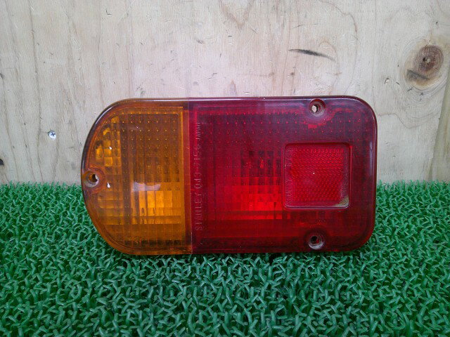 【中古】中古部品 ミニキャブ U41T 左テールランプ 【3330660100-000023320715600】