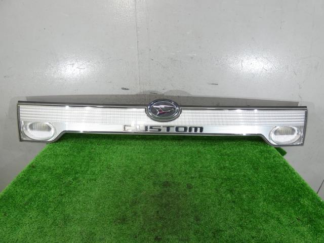 【中古】中古部品 タント L350S リアフィニッシャーパネル 【3260250000-000025151915200】