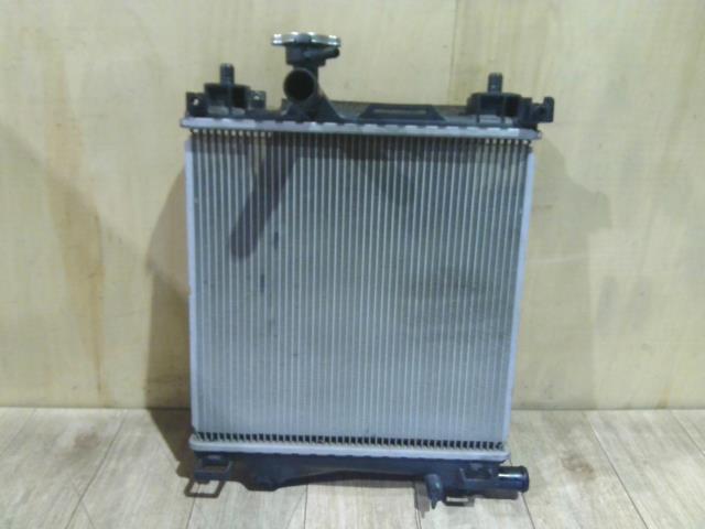 【中古】中古部品 スペーシア MK32S ラジエータ 【3310390100-251021000520400】