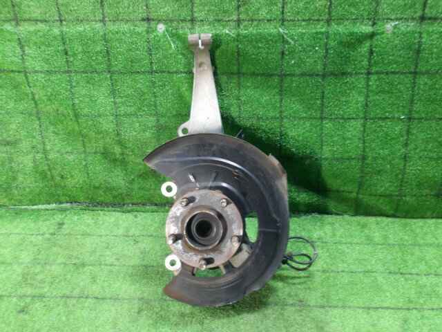 【中古】中古部品 フーガ Y51 左フロントナックルハブ 【3330420100-251023000244340】