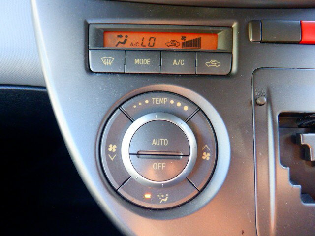 【中古】中古部品 ソニカ L405S A/Cスイッチパネル 【3340140100-000025267760900】